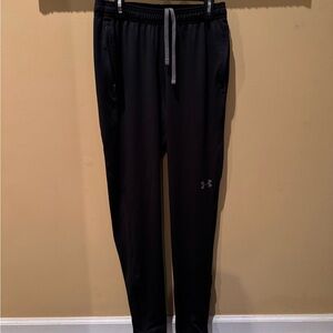 Under Armour Men's black Joggers with Gray Accents